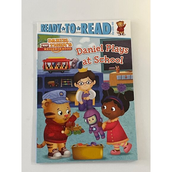 Daniel Plays at School Early Reader Daniel Tigers Neighborhood Kids Fiction Book - Picture 1 of 4